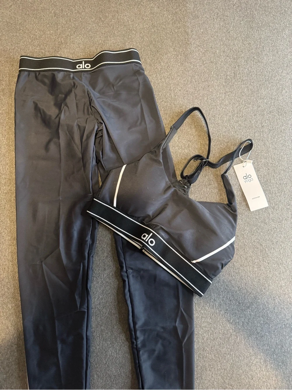 ALO Yoga Black Sports Bra & Leggings with White Trim